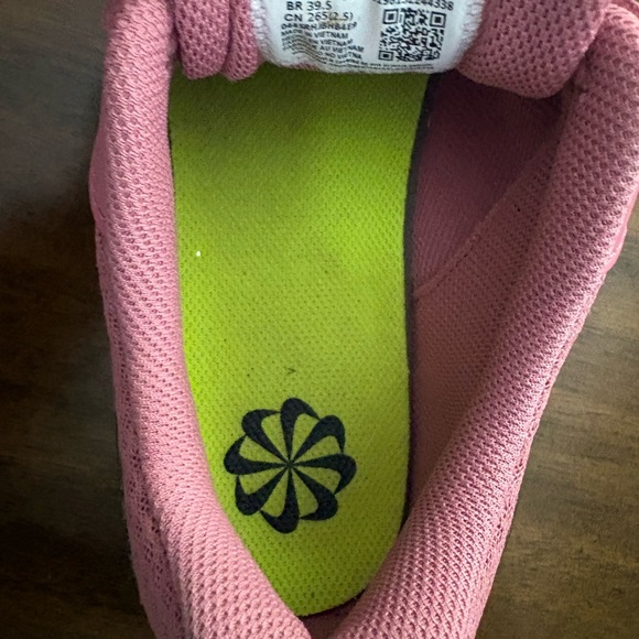 Nike Pink Athletic Shoes Basic Tennis Shoe Womens Size 9.5 - Picture 8 of 10